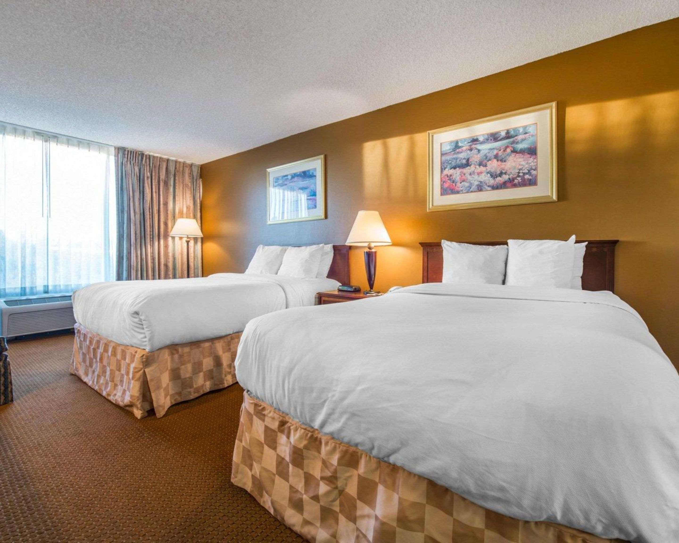 Clarion Inn And Events Center Pueblo North Esterno foto
