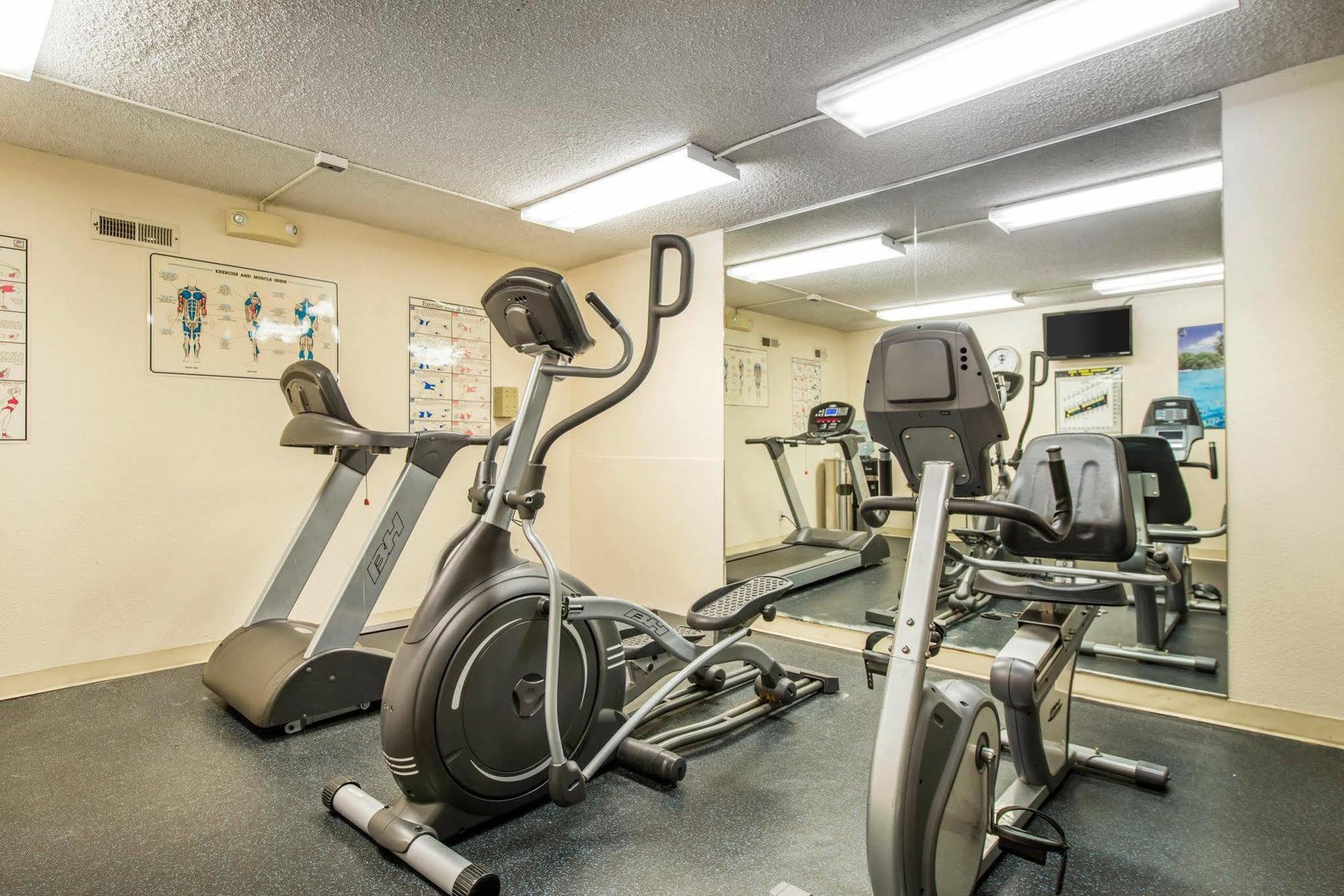 Clarion Inn And Events Center Pueblo North Esterno foto